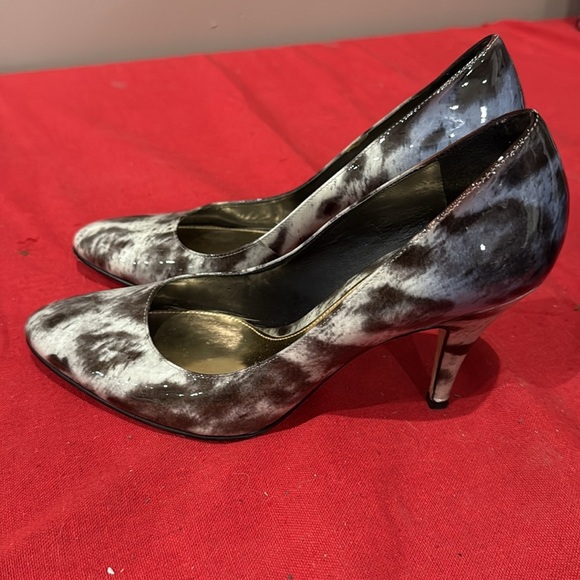 ANTONIO MELANI Black and Gray Patterned Heels - Picture 3 of 5